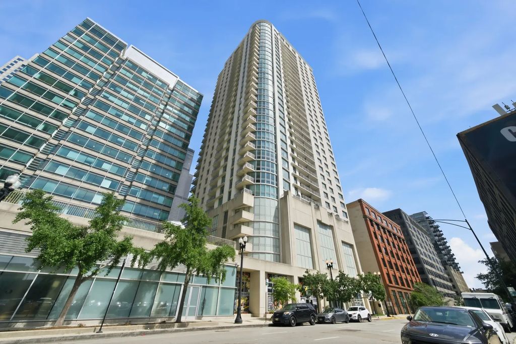 125 S Jefferson Street 1904, Chicago, 60661