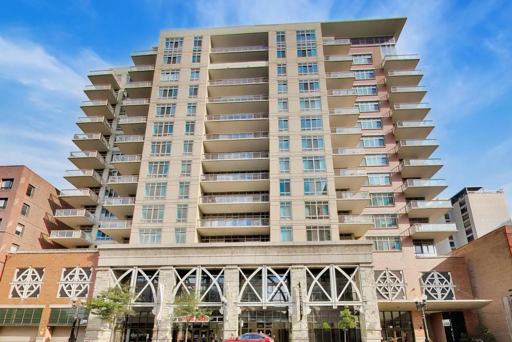 230 W Division Street 1107, Chicago, 60610