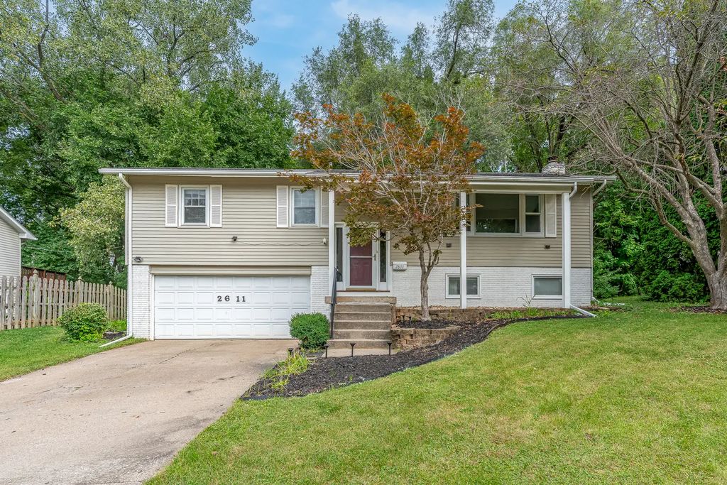 2611 34th Avenue Court, Rock Island