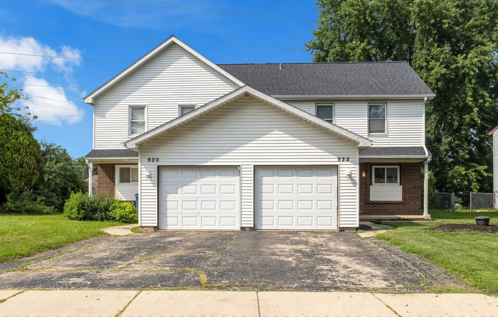 922 Autumn Lane, Aurora