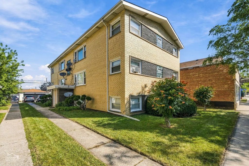 5848 W Irving Park Road, Chicago