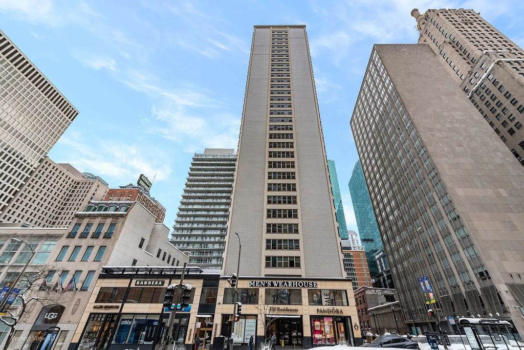 535 N Michigan Avenue 2503, Chicago