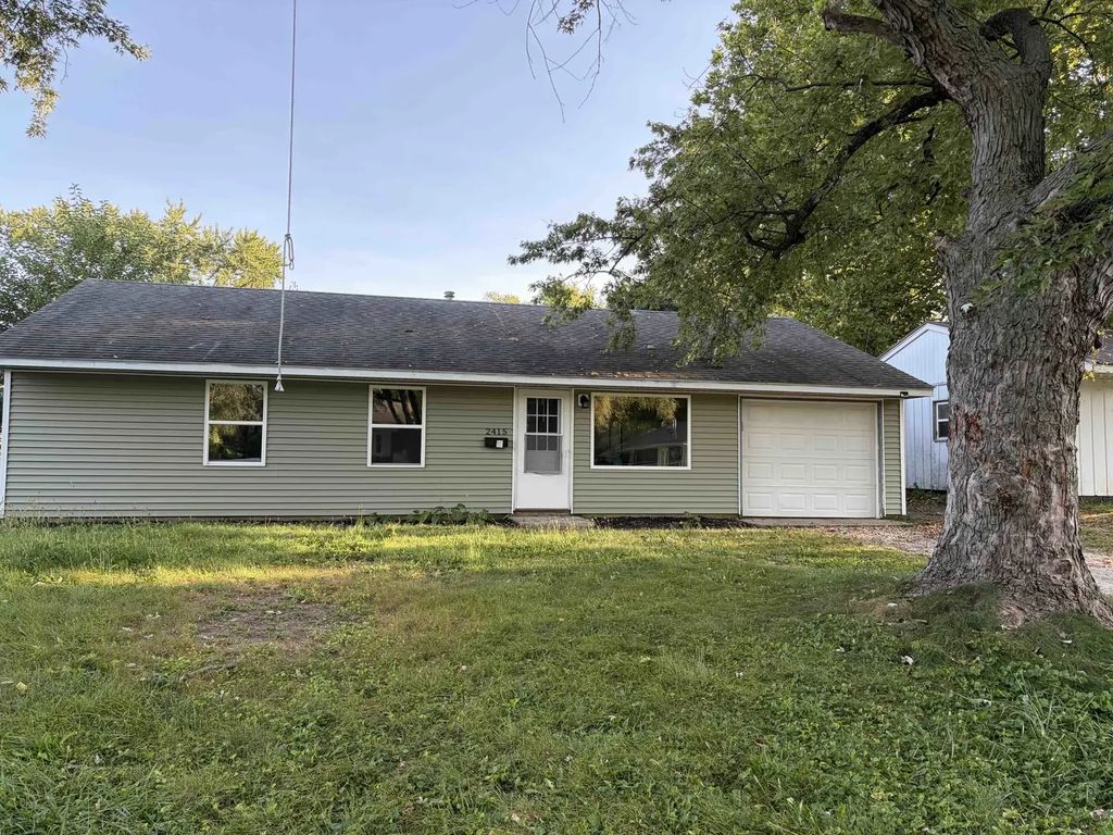 2415 E Oregon Street, Urbana