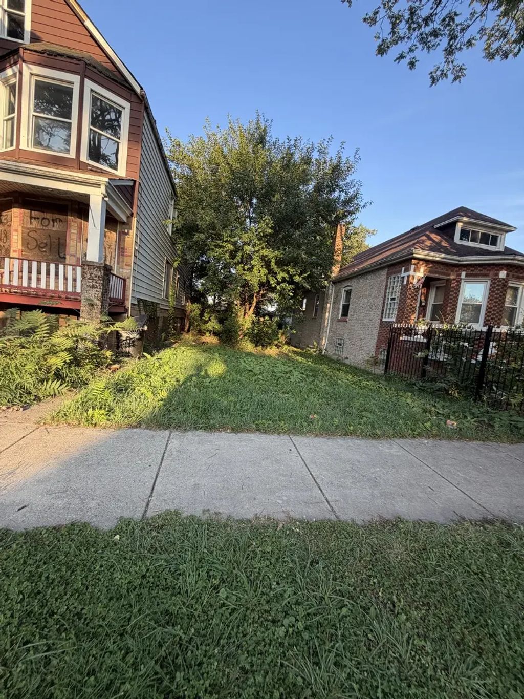 6945 S Claremont Avenue, Chicago