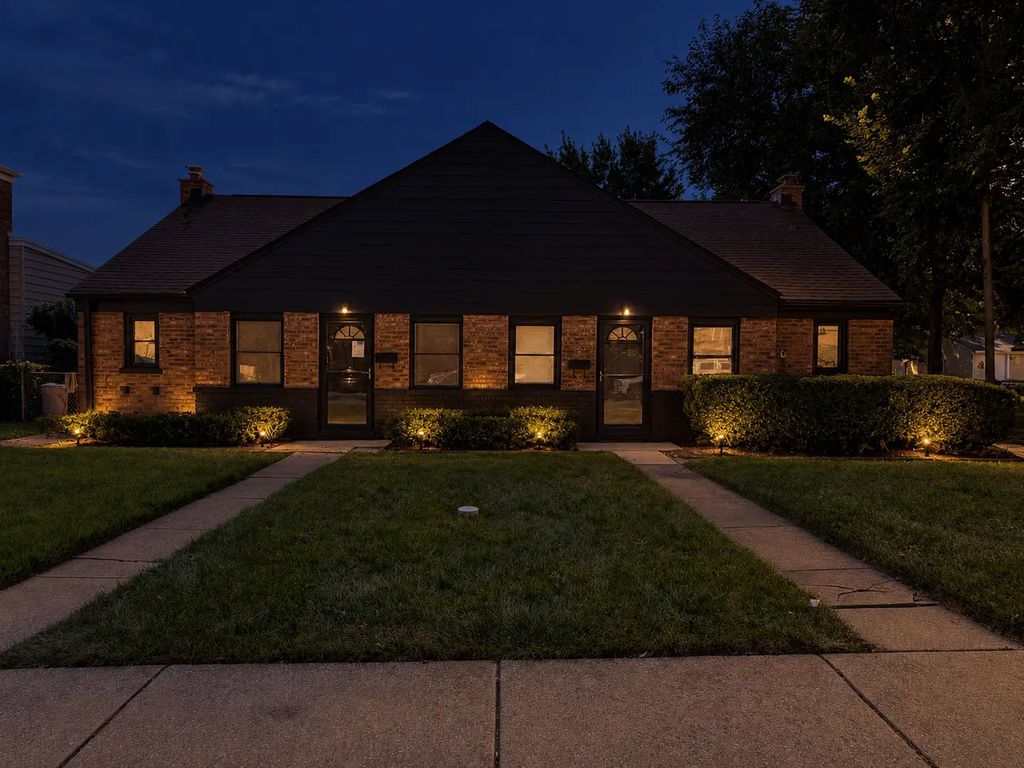 1721 Prospect Avenue, Des Plaines