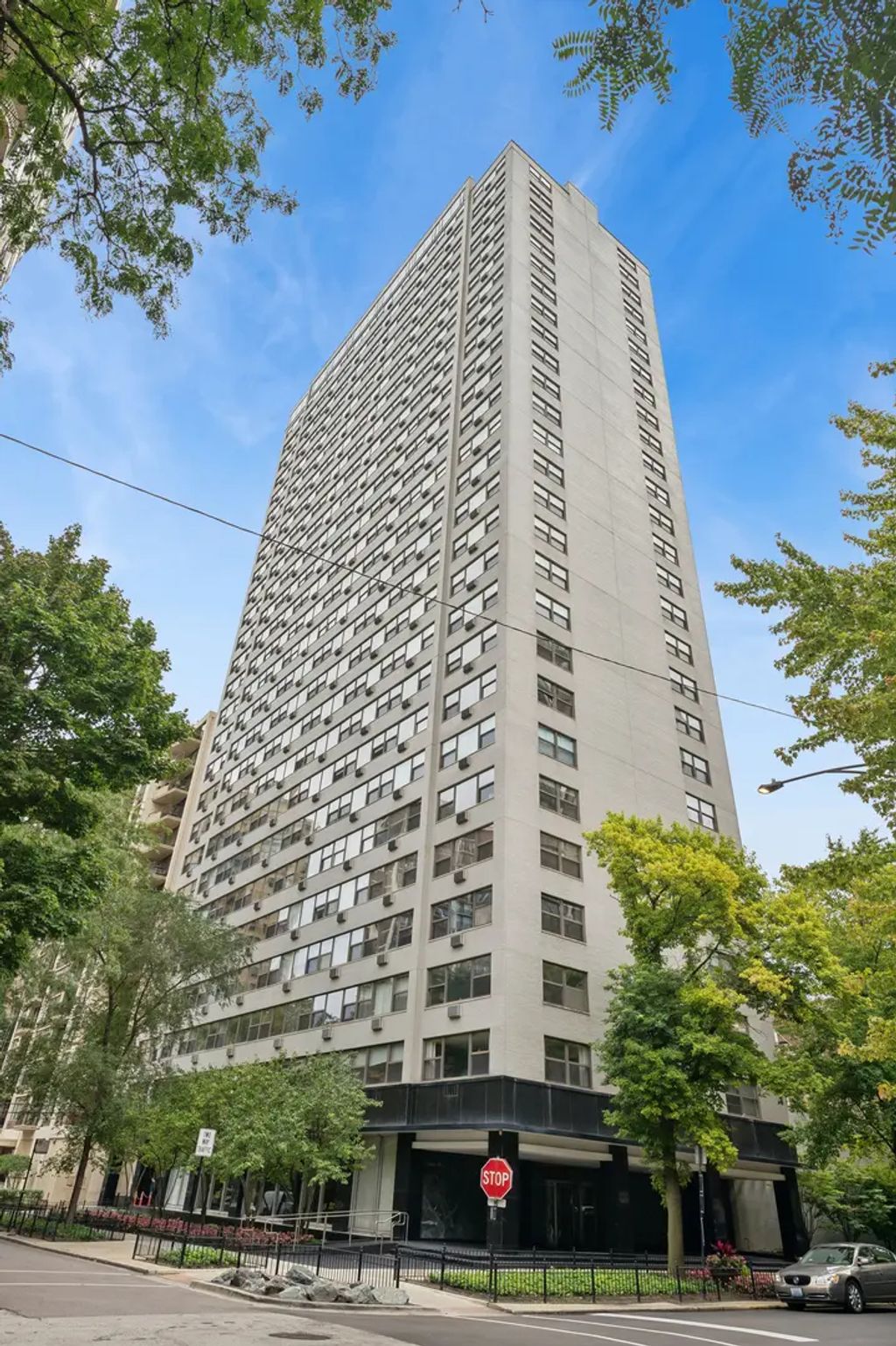 1445 N State Parkway 2205, Chicago