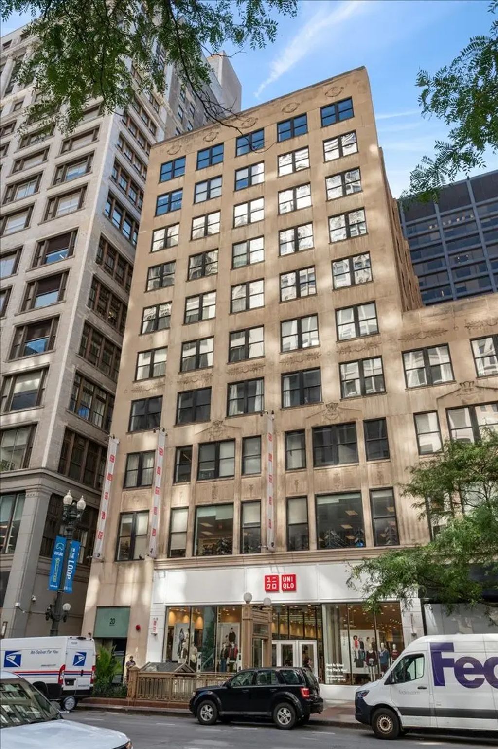 20 N State Street 409, Chicago
