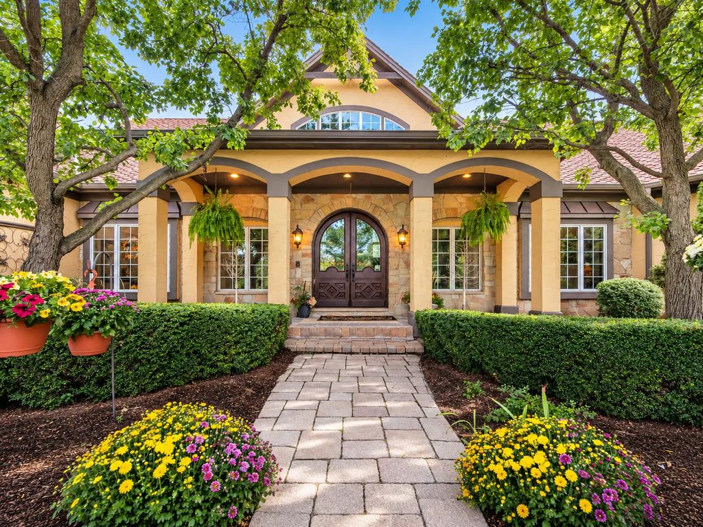 5 Autumn Trail, Barrington Hills