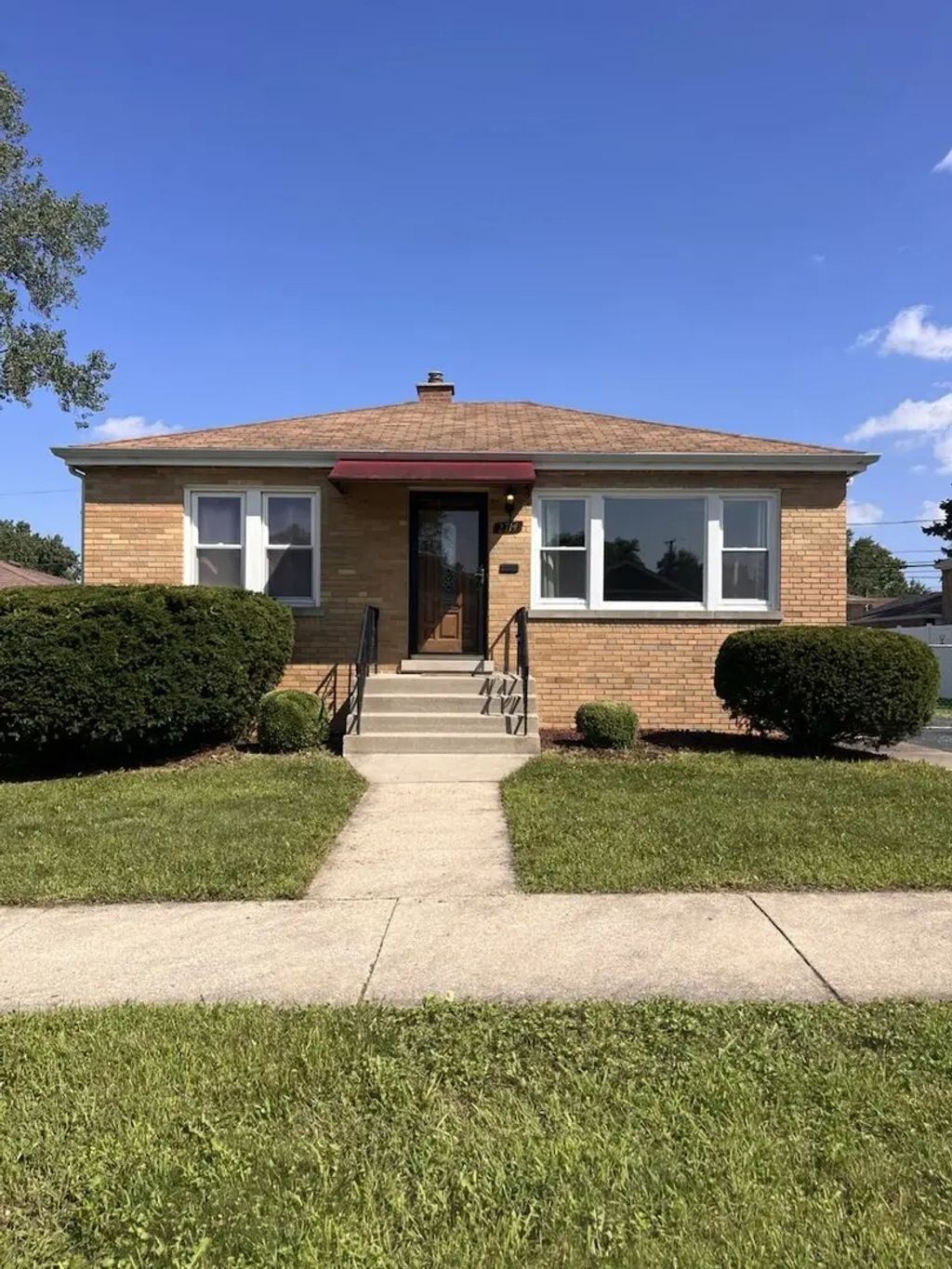 2714 W 97th Street, Evergreen Park