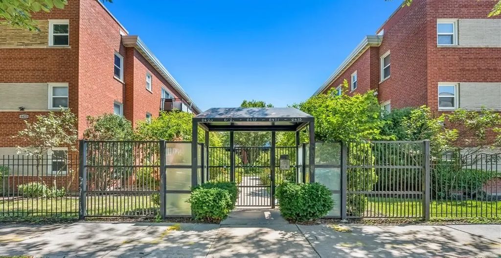 6421 N Damen Avenue 2w, Chicago
