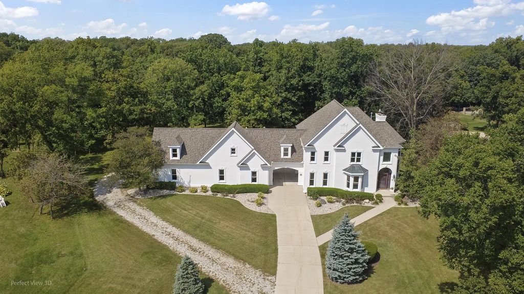 2027 Oak Forest Drive, Morris