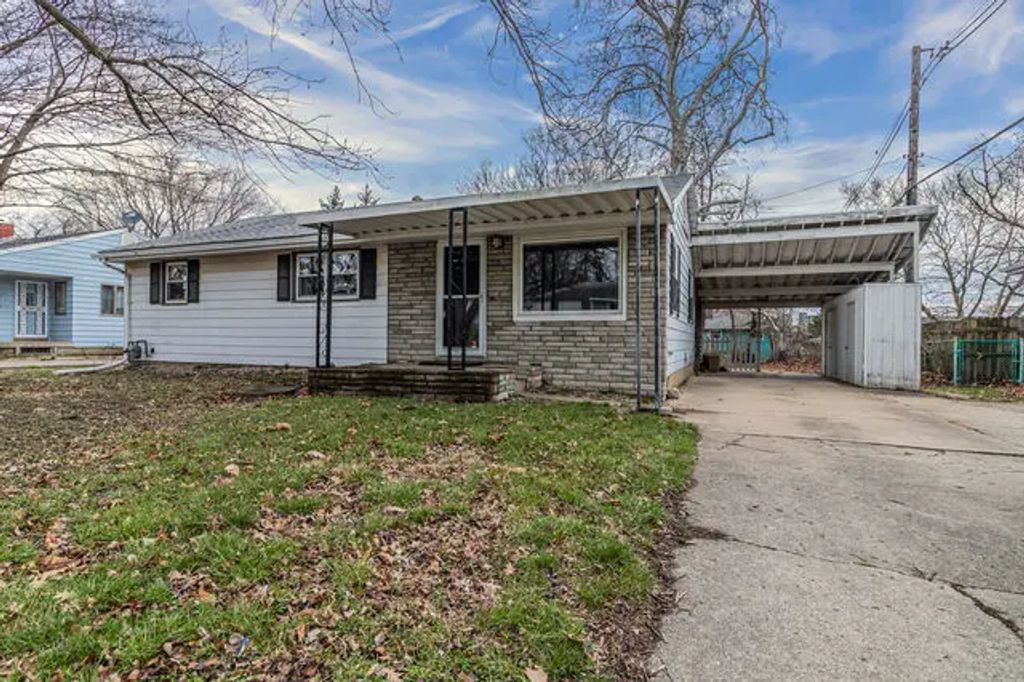 1316 S State Street, Champaign