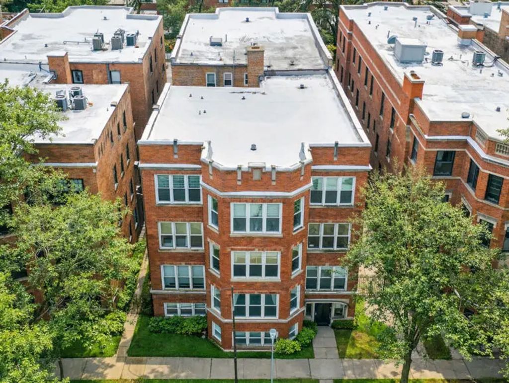 1209 E Madison Park Boulevard, Chicago