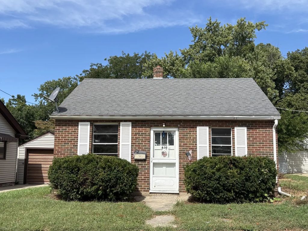 610 E Bronson Street, Streator