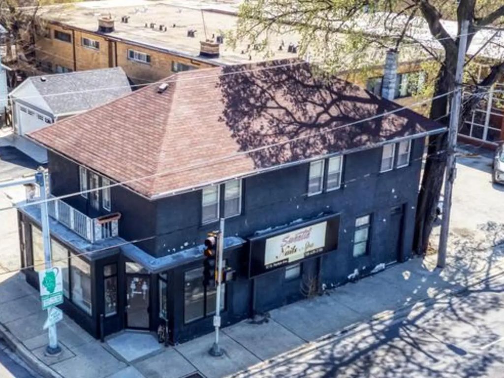 97 N Harlem Avenue 2, Oak Park
