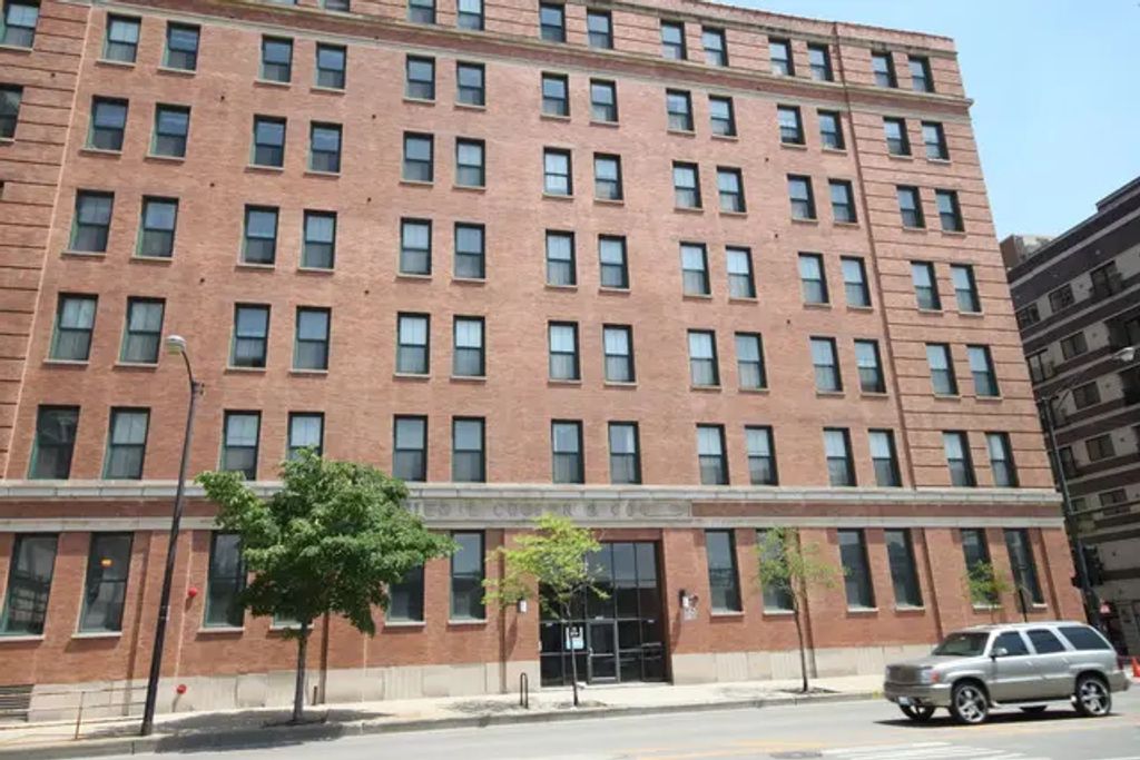1545 S State Street 404, Chicago