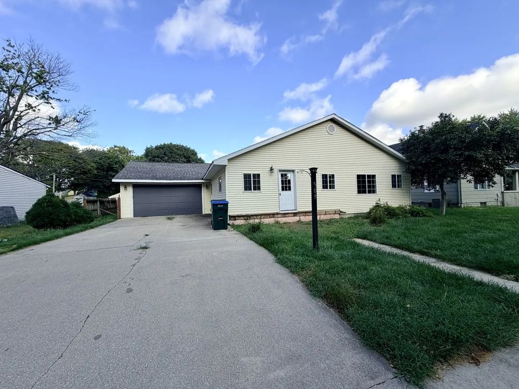 509 9th Avenue, Rock Falls