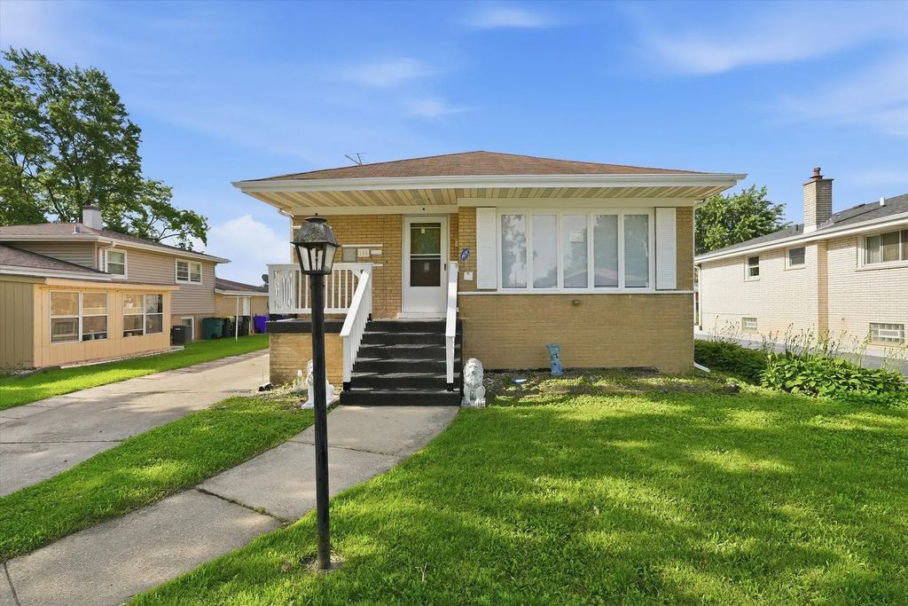 146 W 27th Street, Chicago Heights