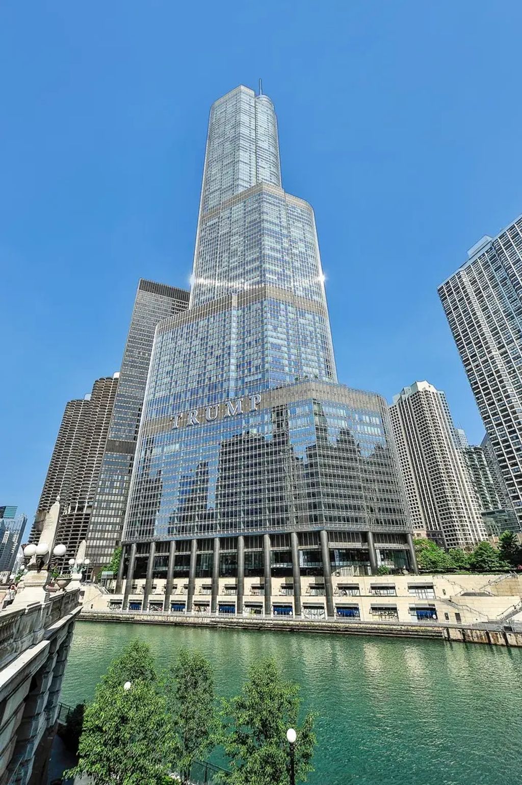 401 N Wabash Avenue P-393, Chicago