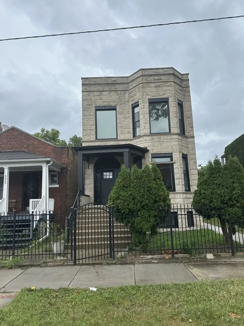 6627 S Maryland Avenue, Chicago
