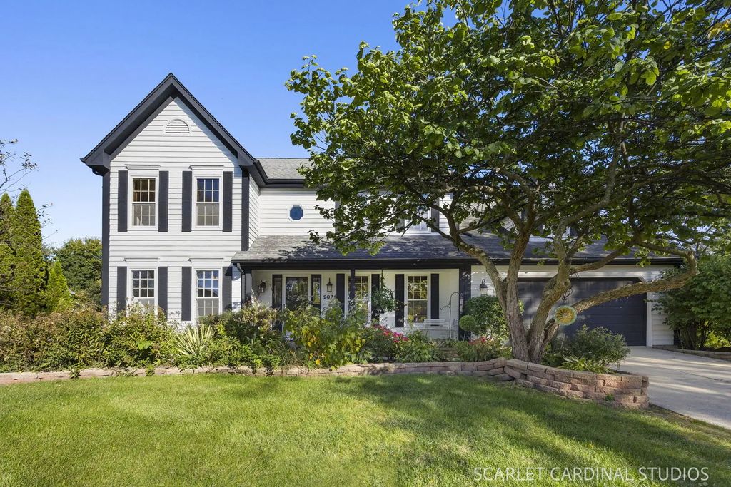 2071 Chatham Drive, Wheaton