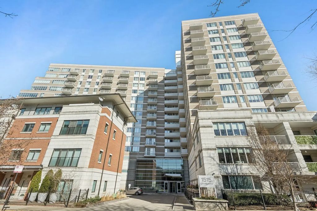 1515 S Prairie Avenue 914, Chicago