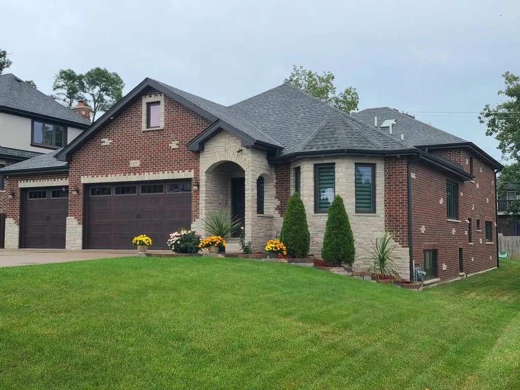 10057 S 86th Court, Palos Hills