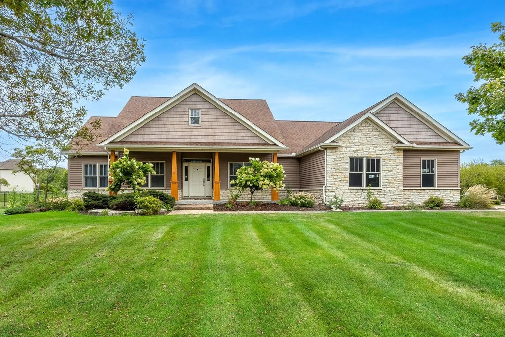 939 8th Street E, Andalusia