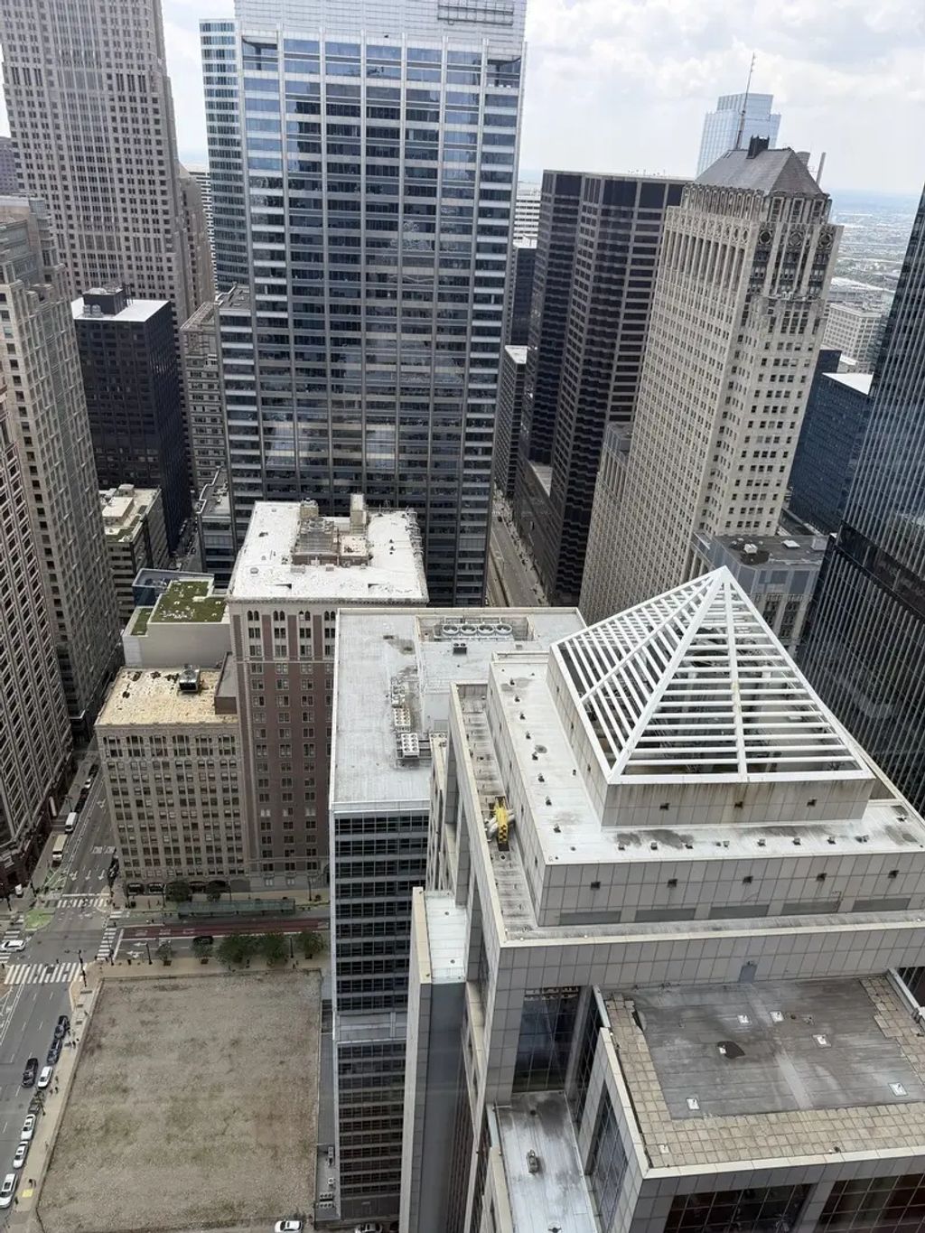 155 N Wacker Drives, Chicago, 60606