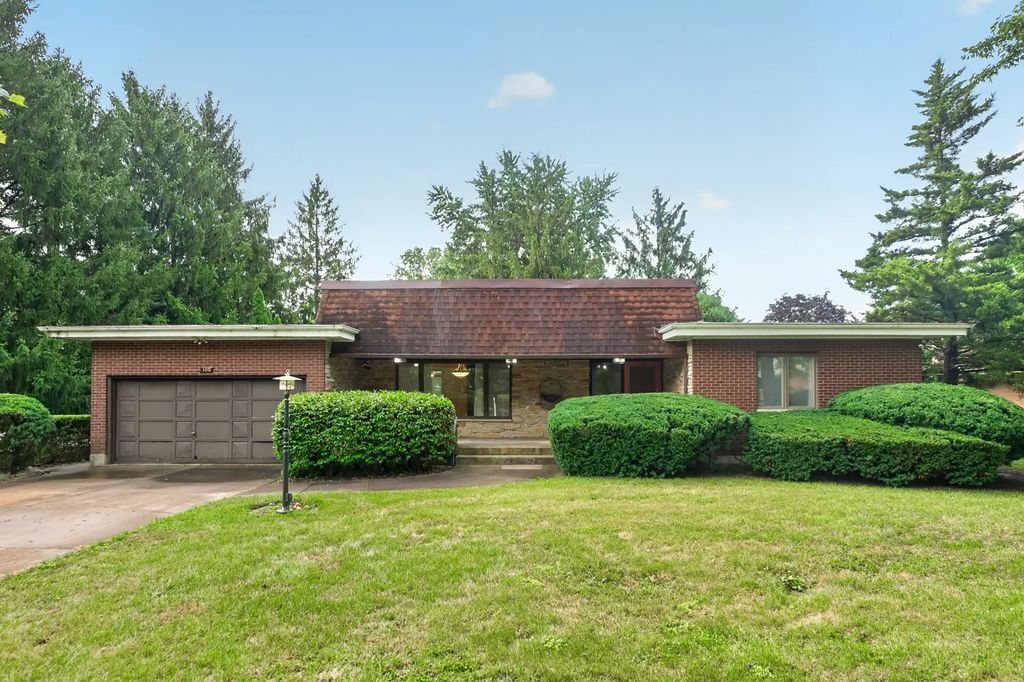 100 Forsythe Lane, DeKalb