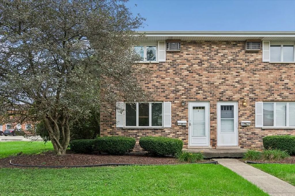 110 Towncrest Drive A, New Lenox