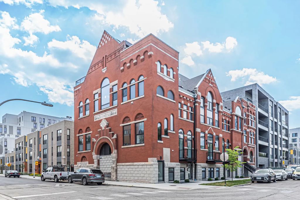 505 W Elm Street 3, Chicago