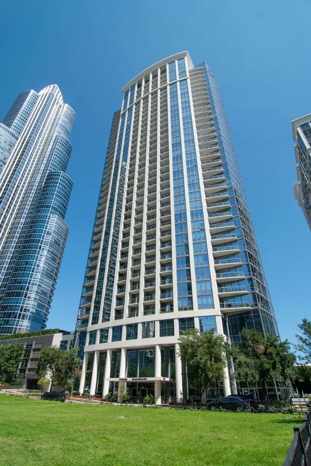 1235 S Prairie Avenue 3002, Chicago