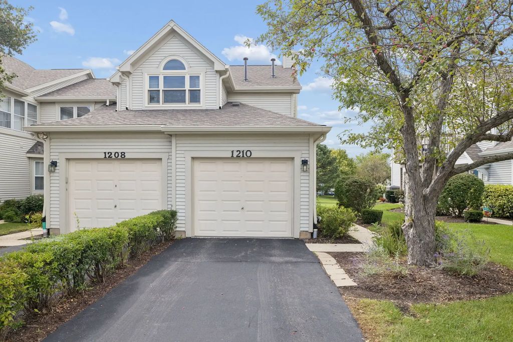 1210 Rhodes Lane 1210, Naperville