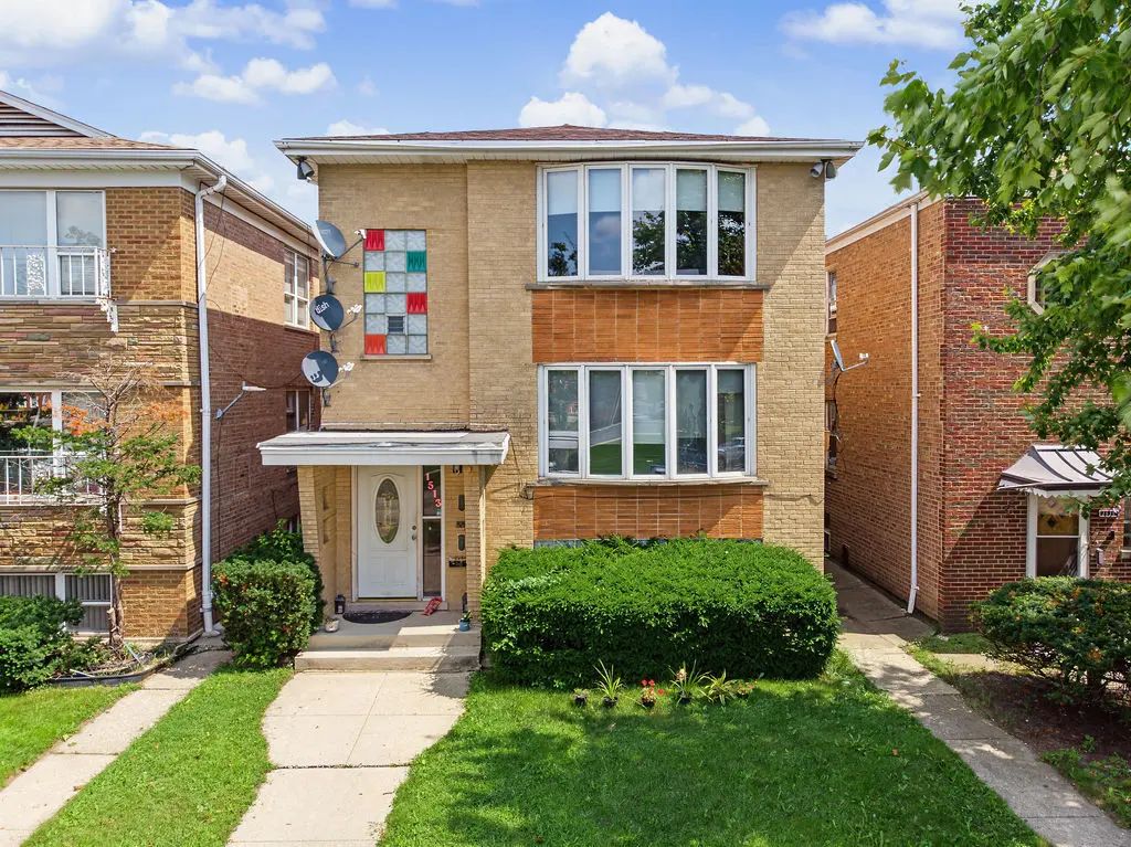 1513 Maple Avenue, Berwyn