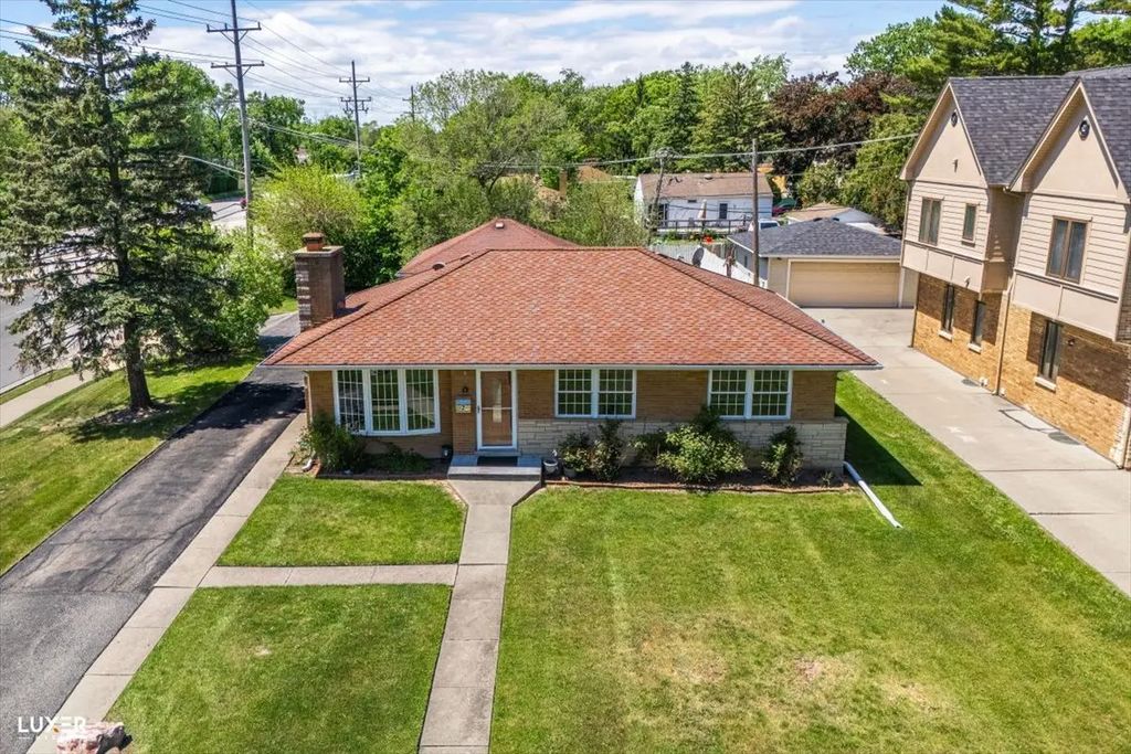 2 Washington Street, Glenview