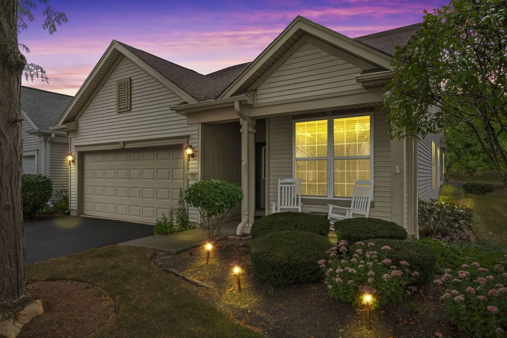 13952 Palisades Avenue, Huntley