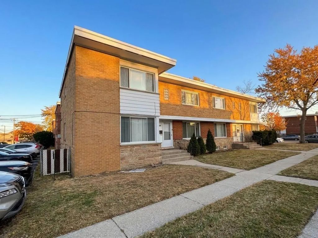 4864 Carol Street D, Skokie