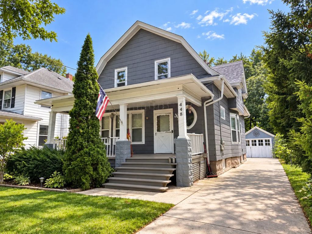 448 Grand Avenue, Aurora