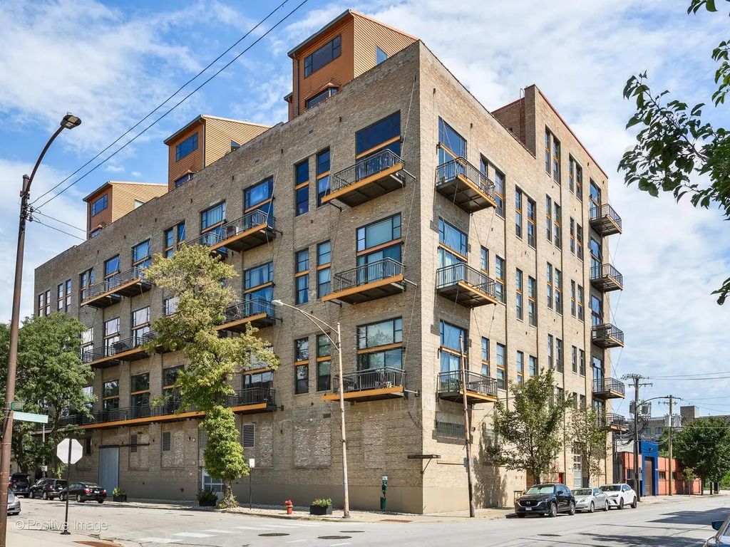 2545 S Dearborn Street 319, Chicago