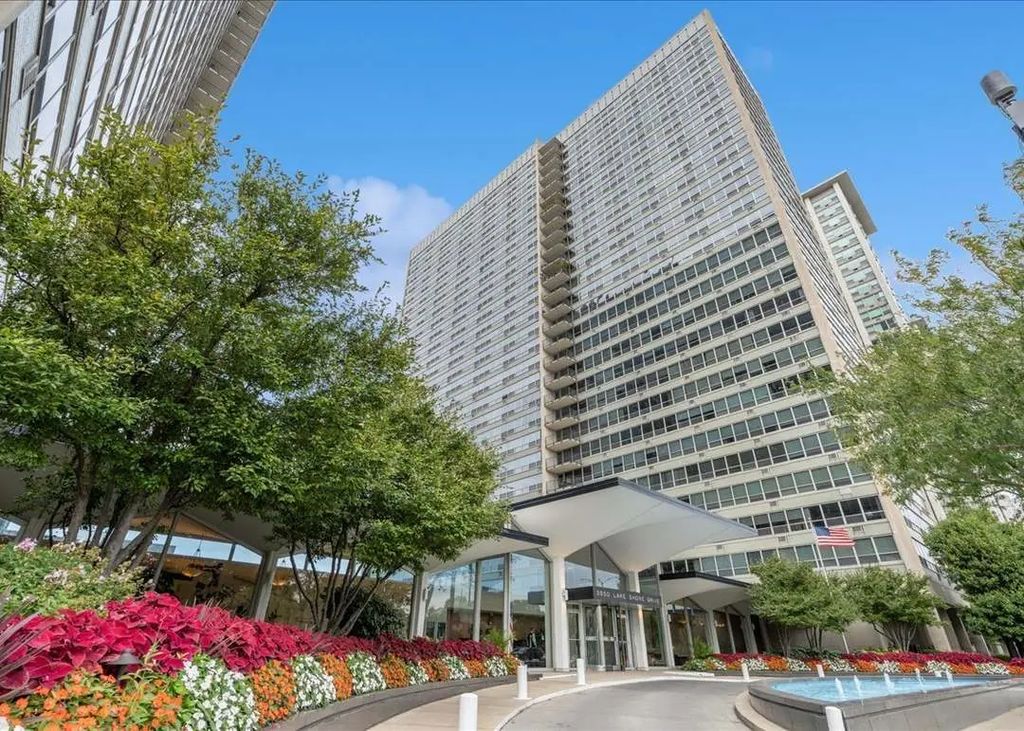 3550 N Lake Shore Drive 920, Chicago