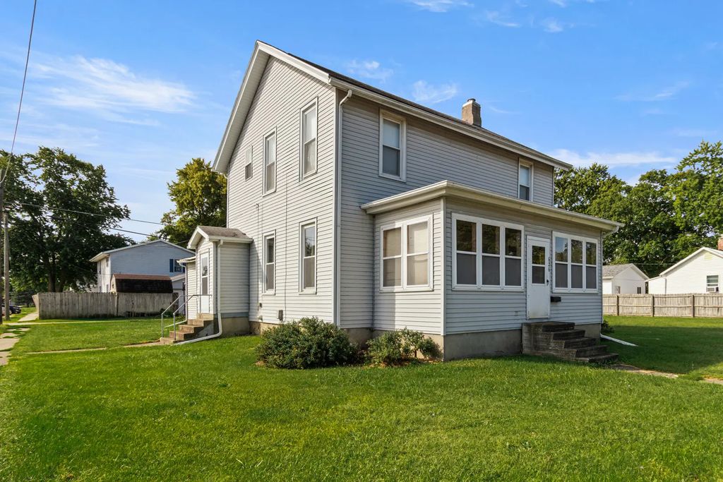 626 E Howard Street, Pontiac
