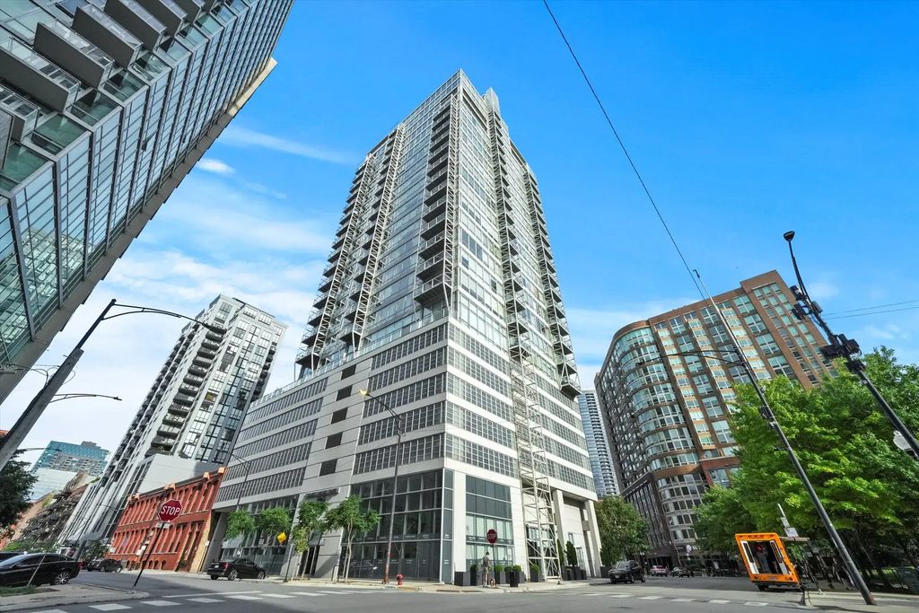 653 N Kingsbury Street 1207, Chicago, 60654