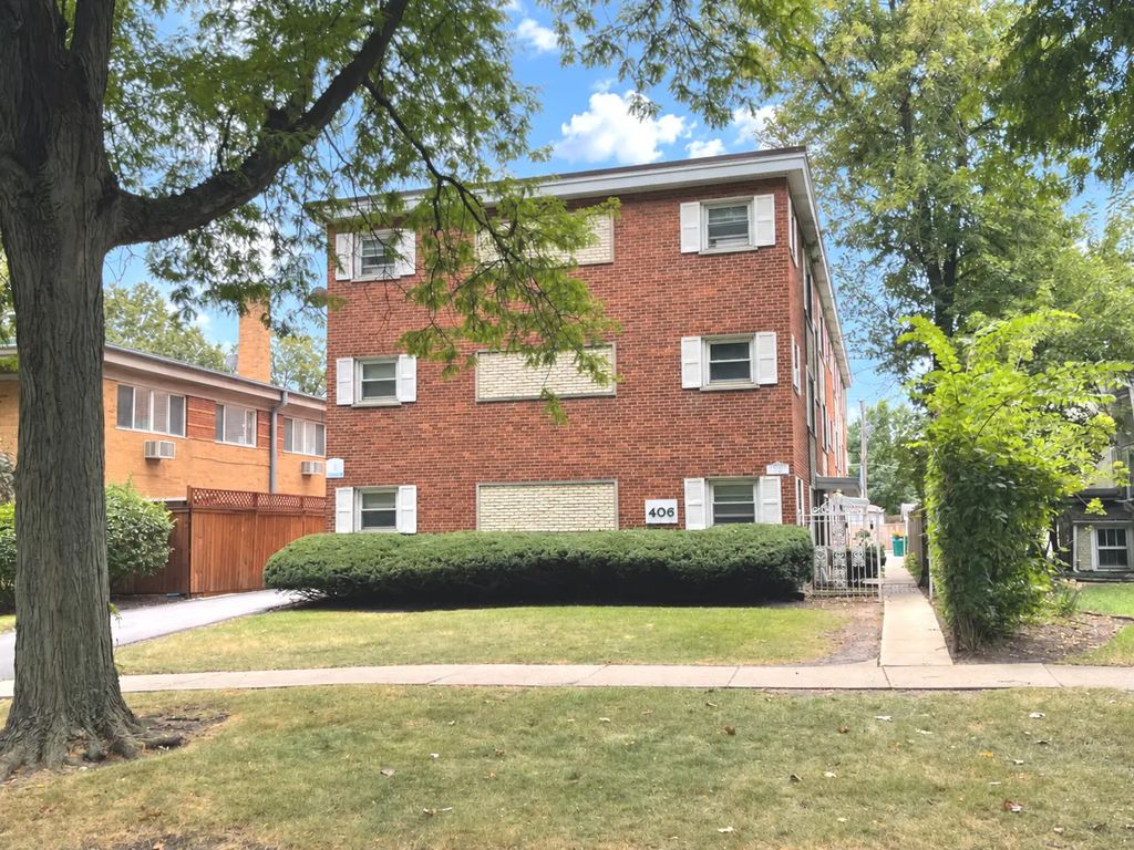 406 Franklin Avenue 2d, River Forest