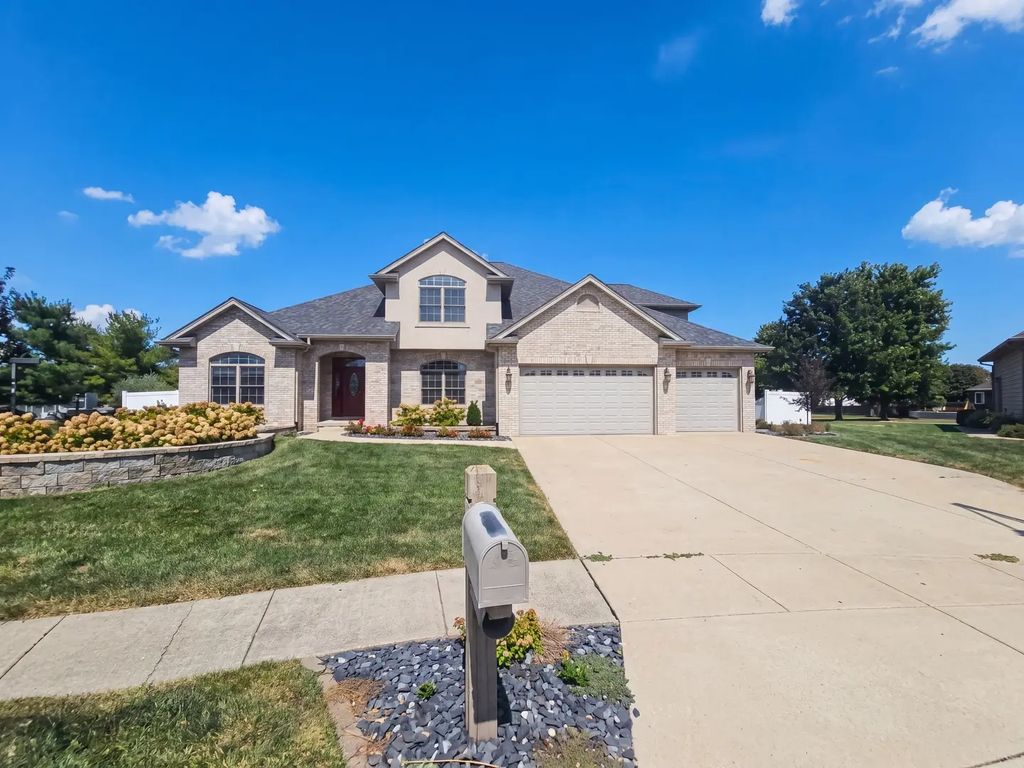 1923 Lakewood Court, Chatham