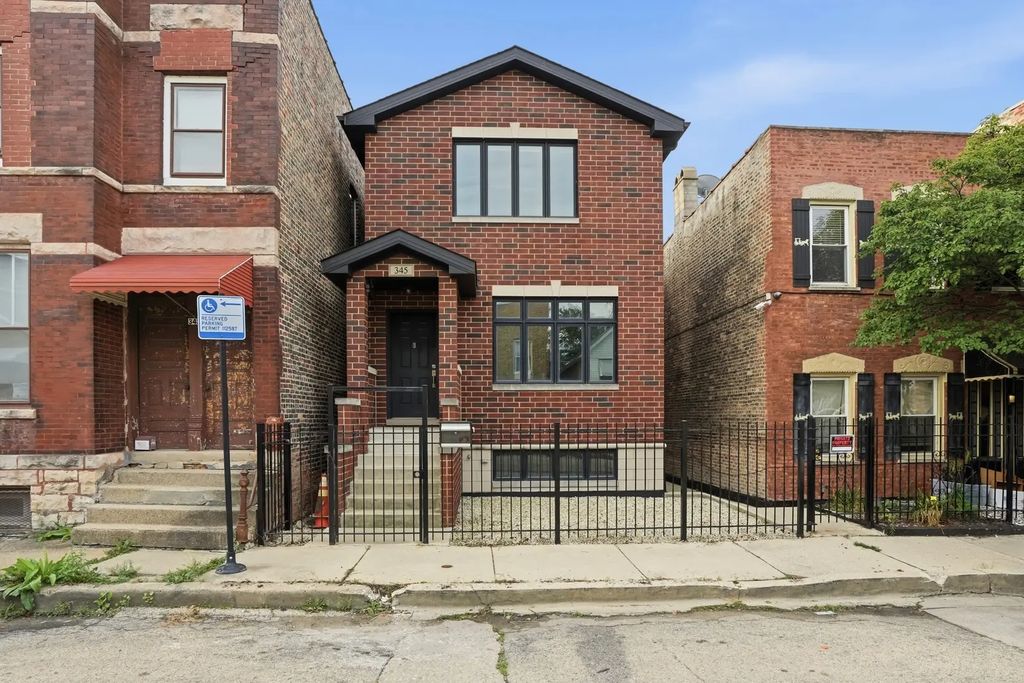 345 W 29th Place, Chicago, 60616