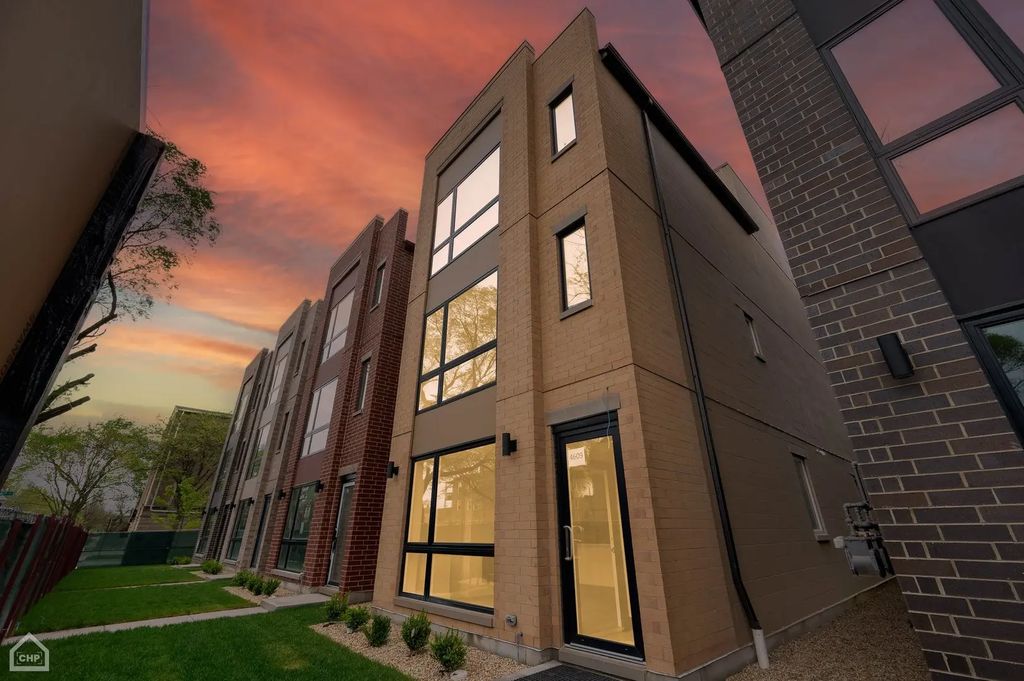 4611 S Saint Lawrence Avenue 2, Chicago