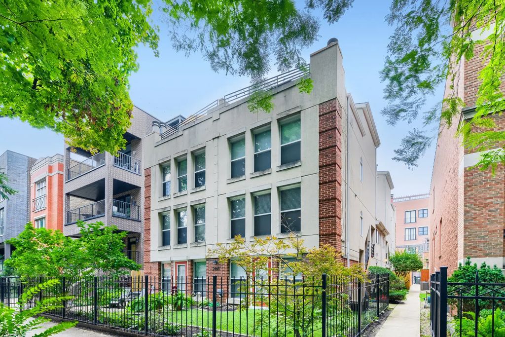 2660 N Bosworth Avenue 1nw, Chicago