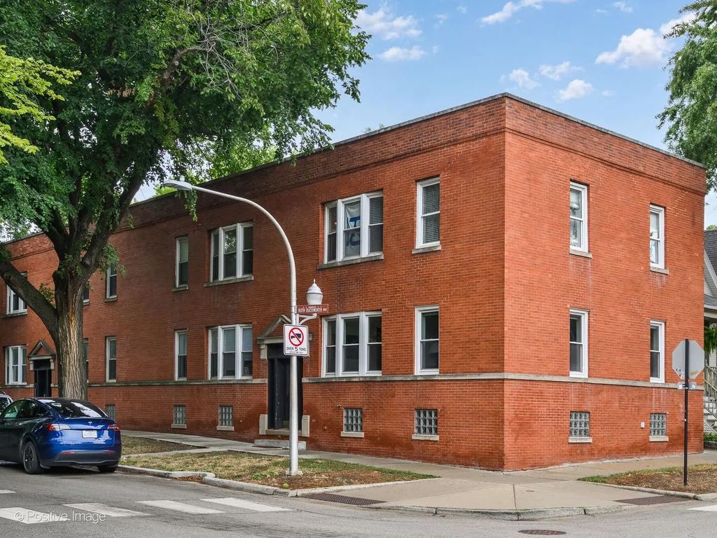 3803 N Ravenswood Avenue 1, Chicago
