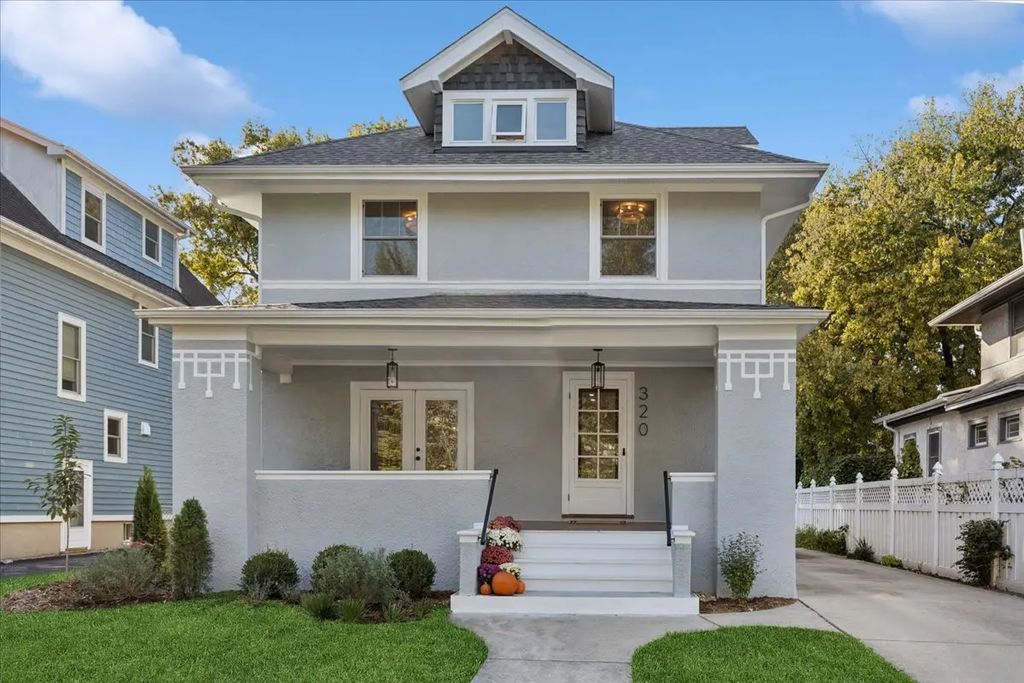 320 S Brainard Avenue, La Grange